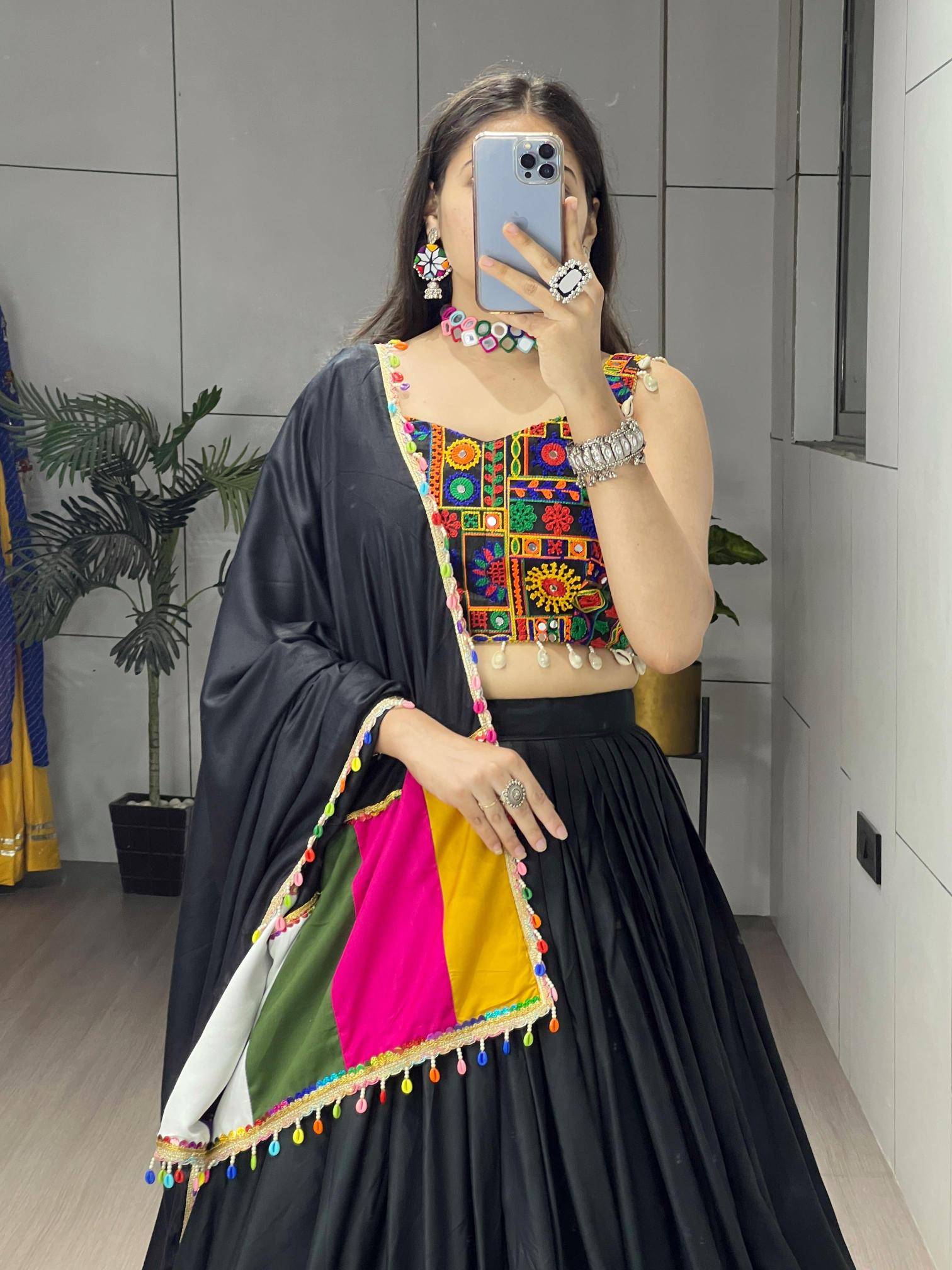 GRTN 8046 BLK Rayon Retail Lehenga Choli Market in Delhi